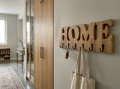 Drewniany wieszak na ścianę HOME Dębowy 50cm